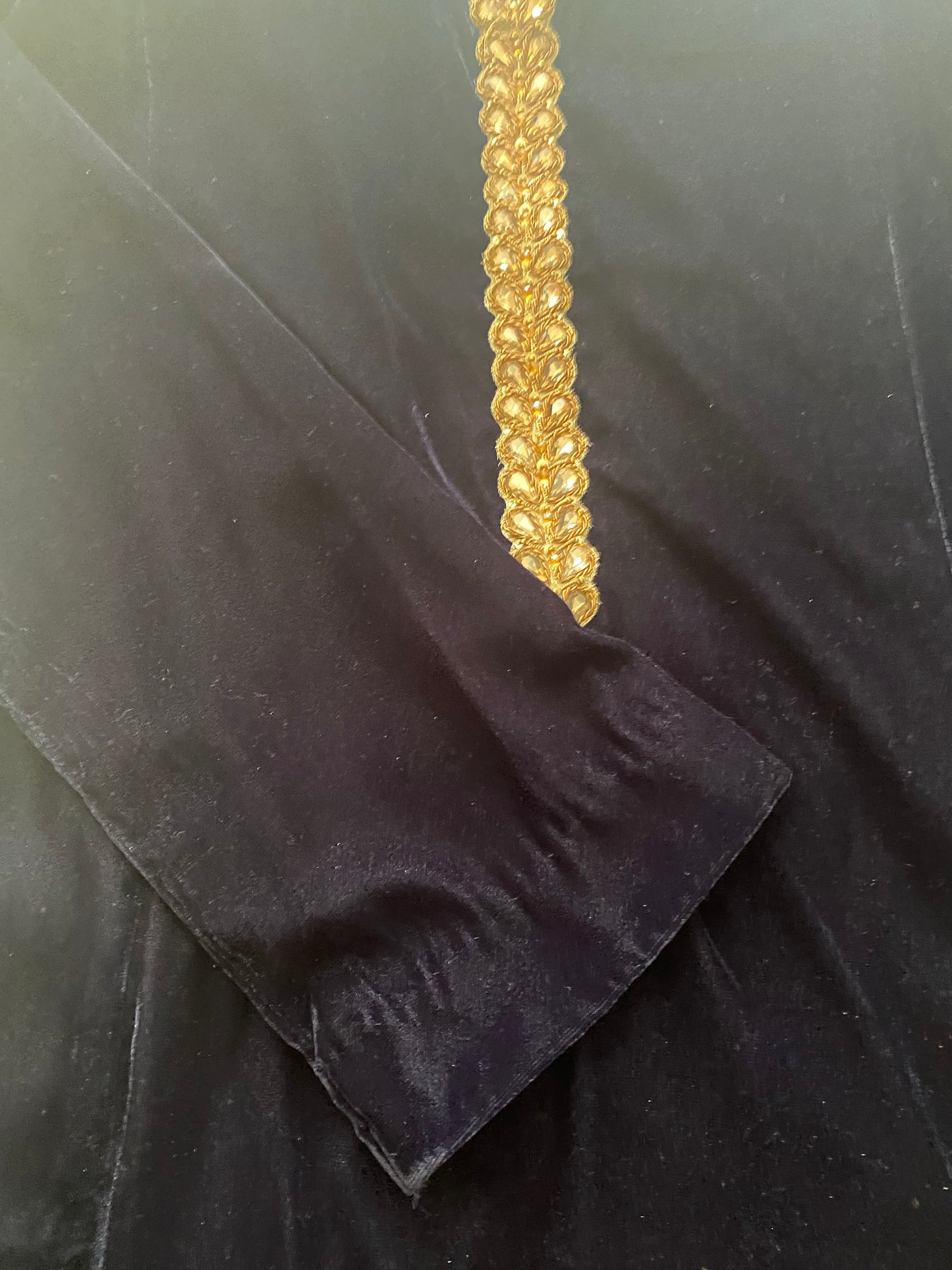 New Clothing: Velvet Top