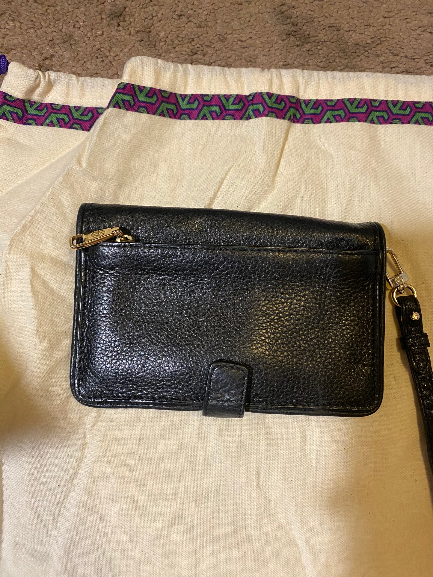 Used Accessories: Tory Burch Wallet