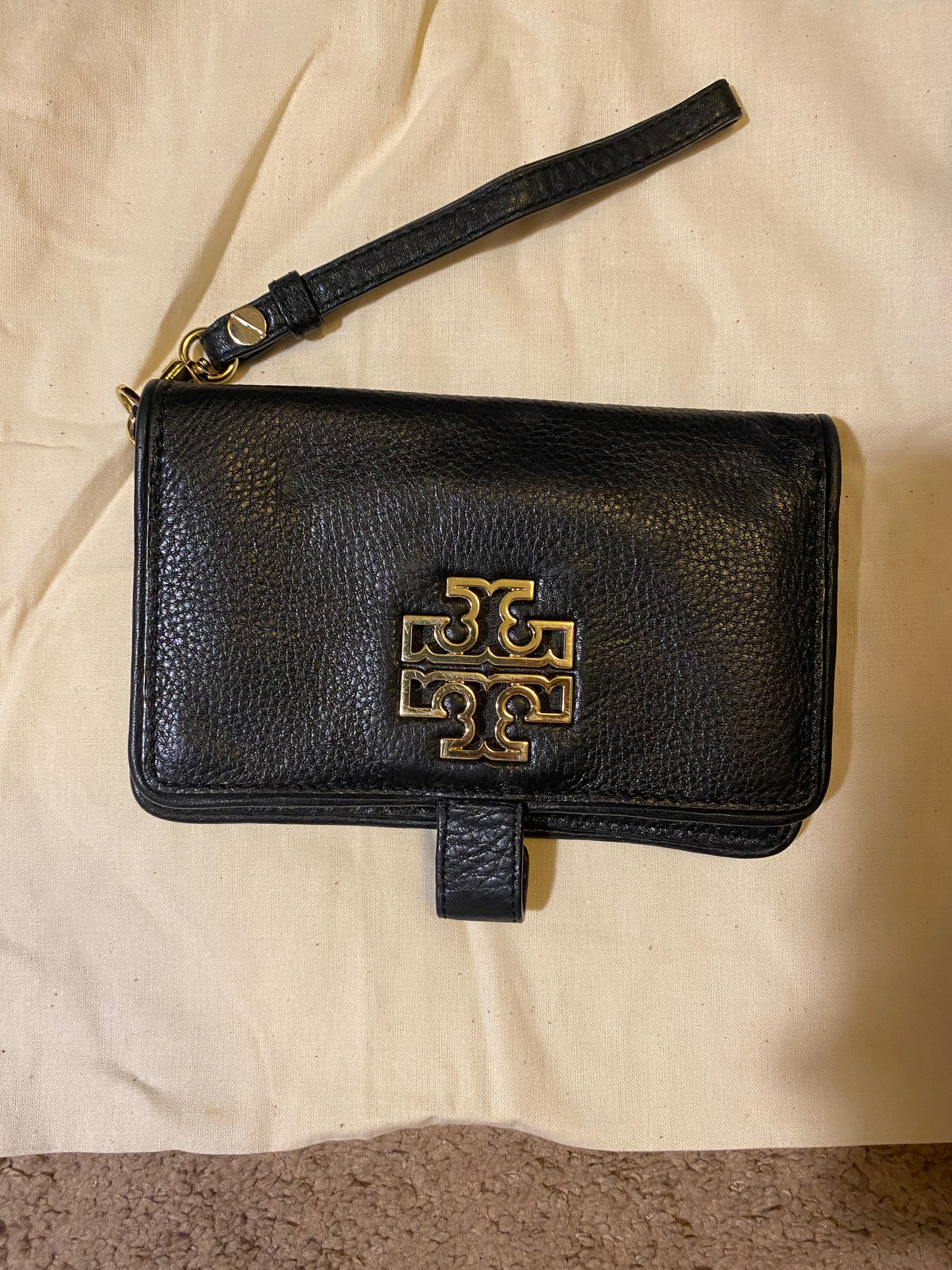 Used Accessories: Tory Burch Wallet