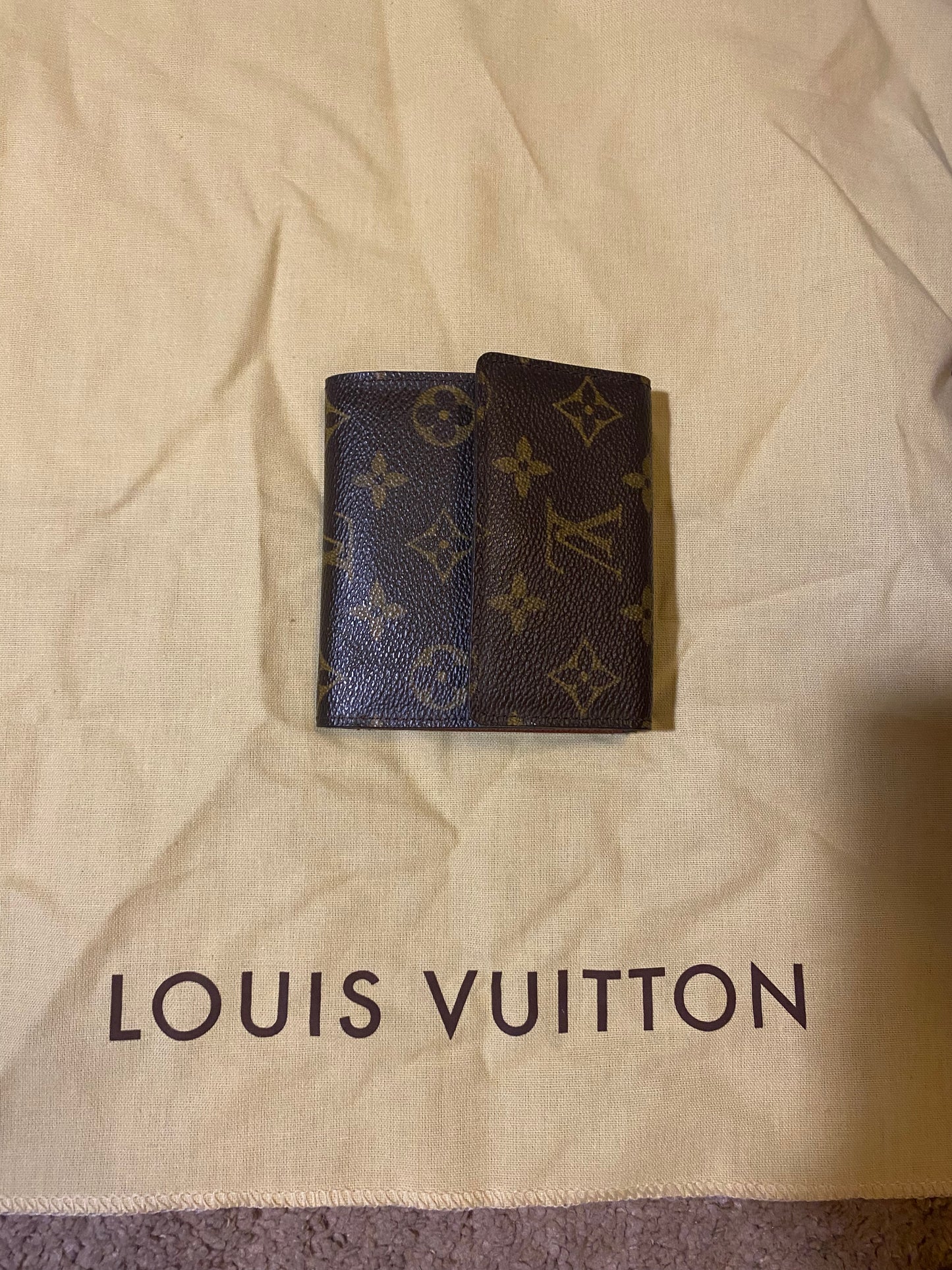 Vintage Bag: Authentic Louis Vuitton Wallet and Round Coin Purse