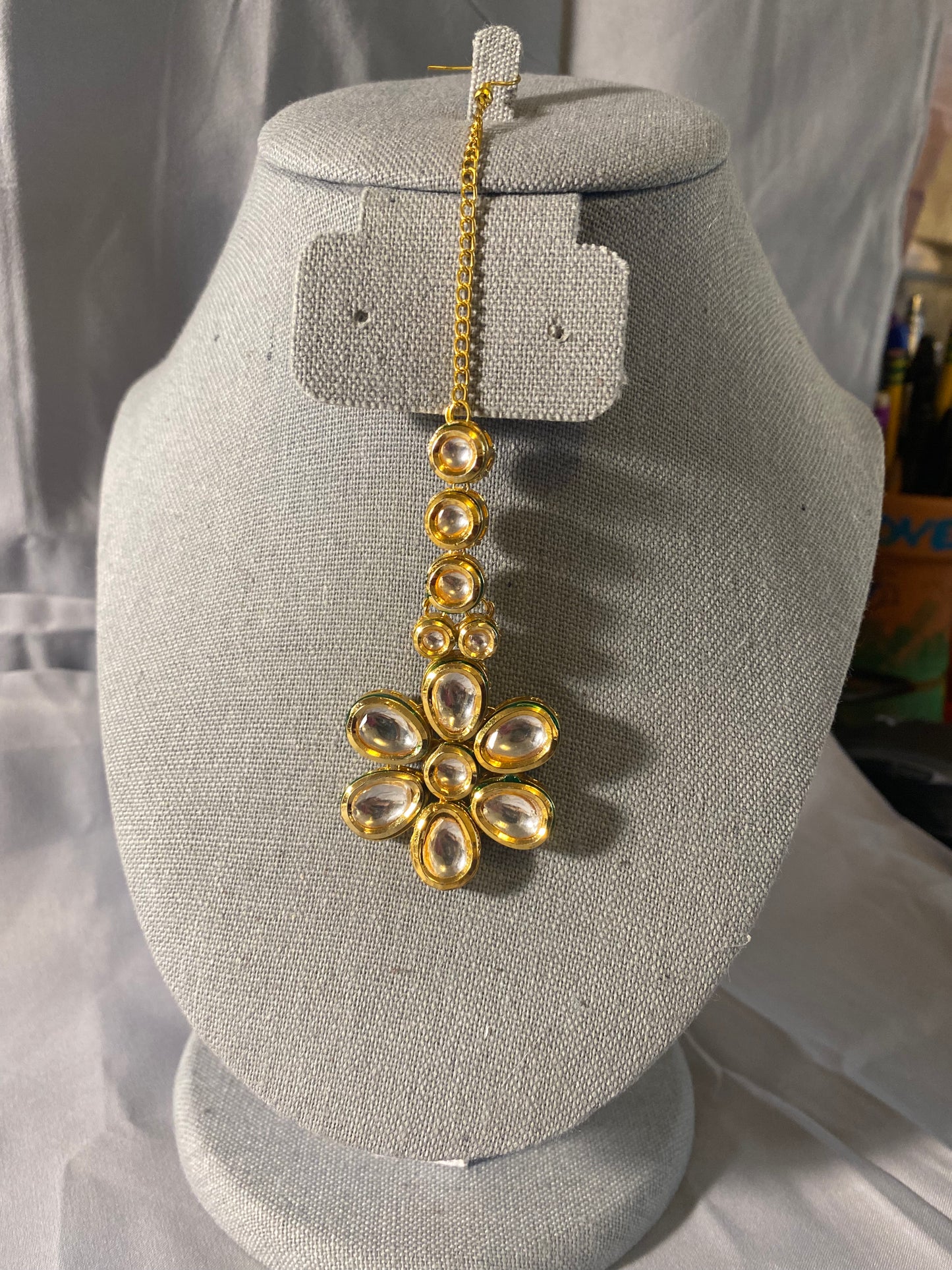 New Jewelry: Floral Kundan Choker Set