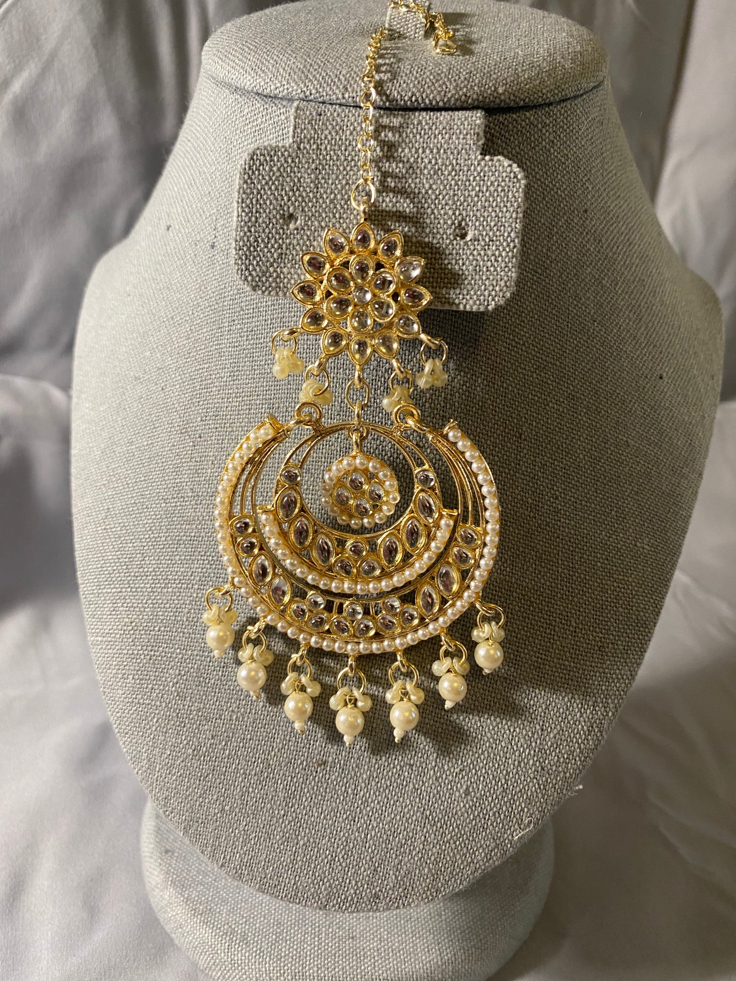 New Jewelry: Kundan Earrings and Tikka Set