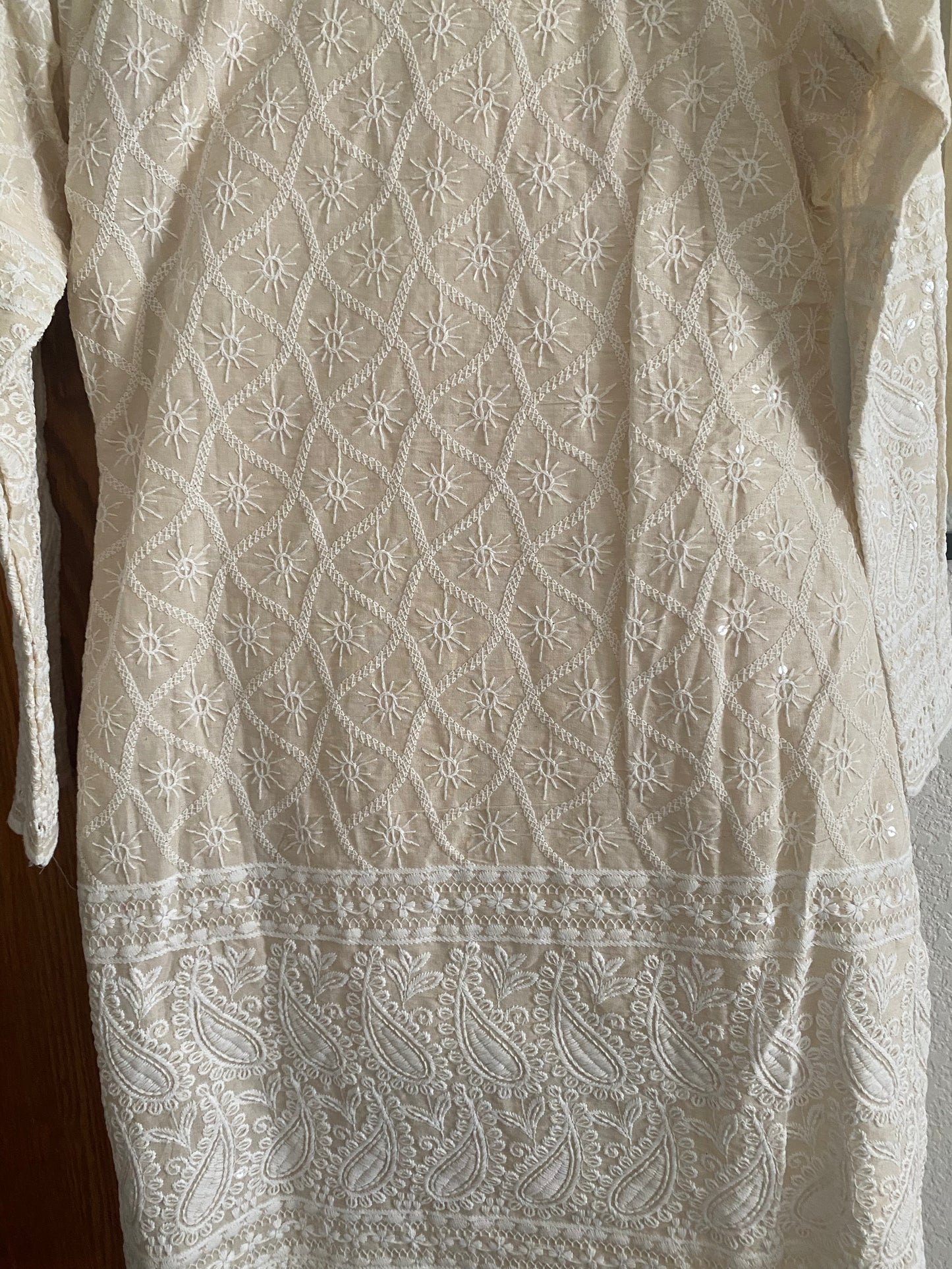 New Clothing: 3 Piece Off White Dress