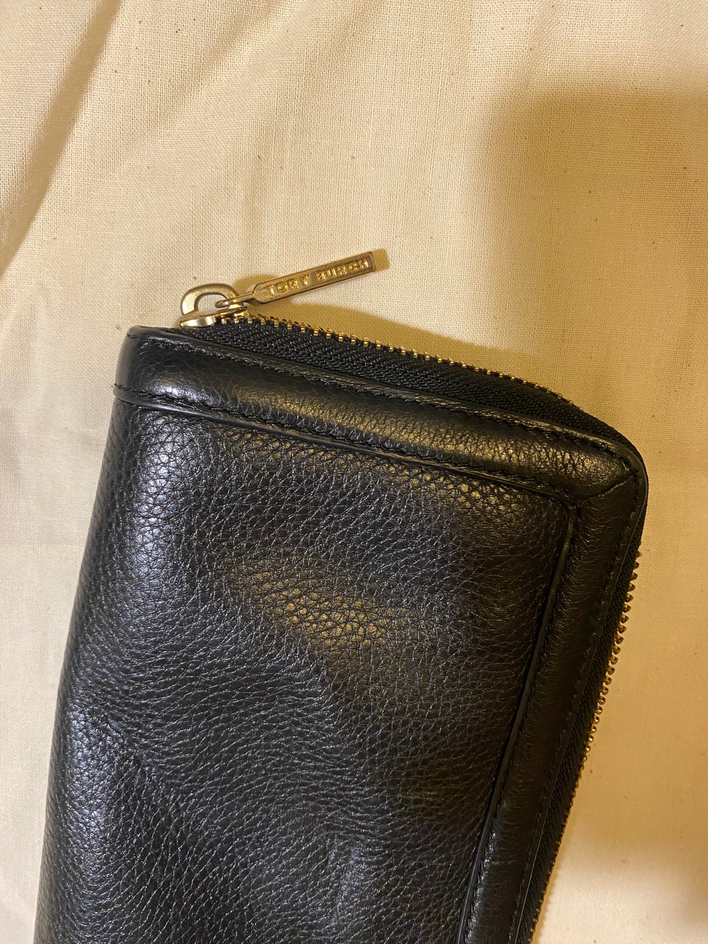 Used: Black Tory Burch Wallet