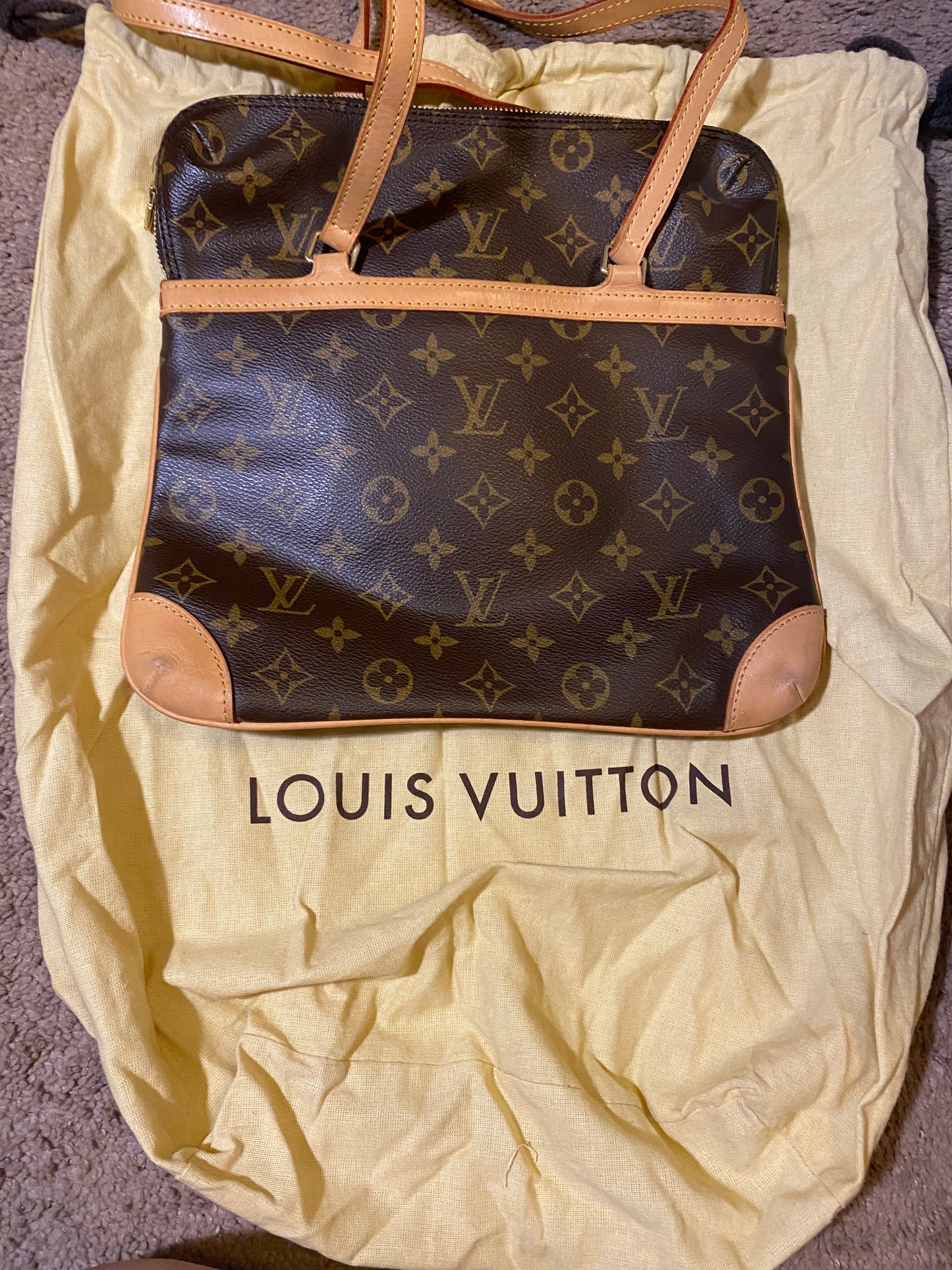Vintage Bag: Authentic Louis Vuitton Vintage Coussin Shoulder Bag GM Brown Canvas Monogram