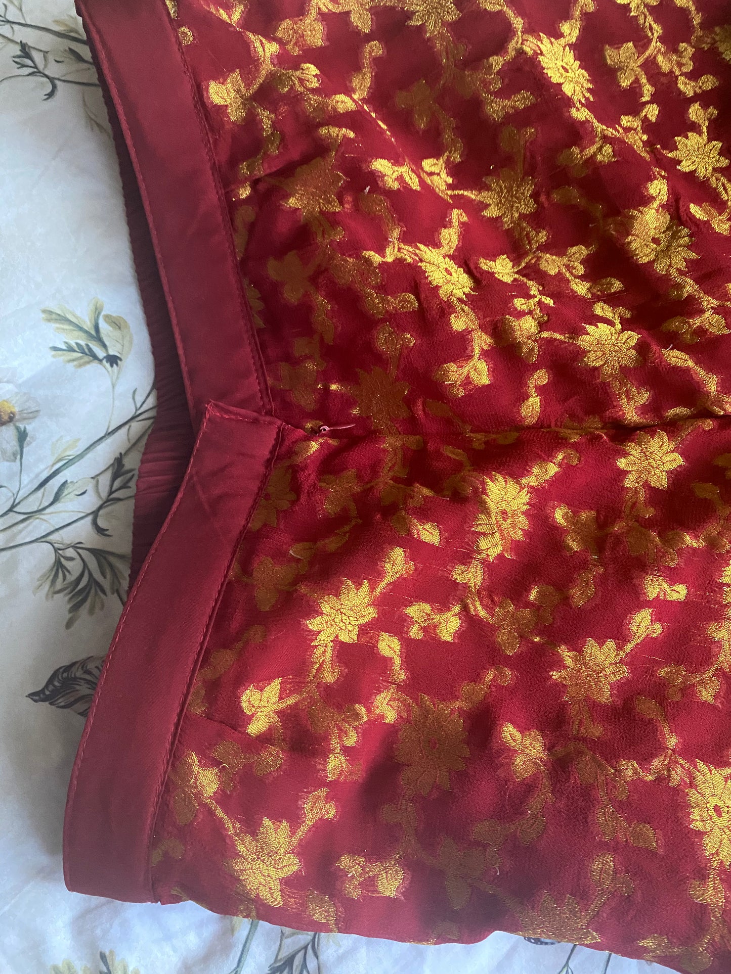 New Clothing: Velvet, Red 3 Piece Wedding Dress
