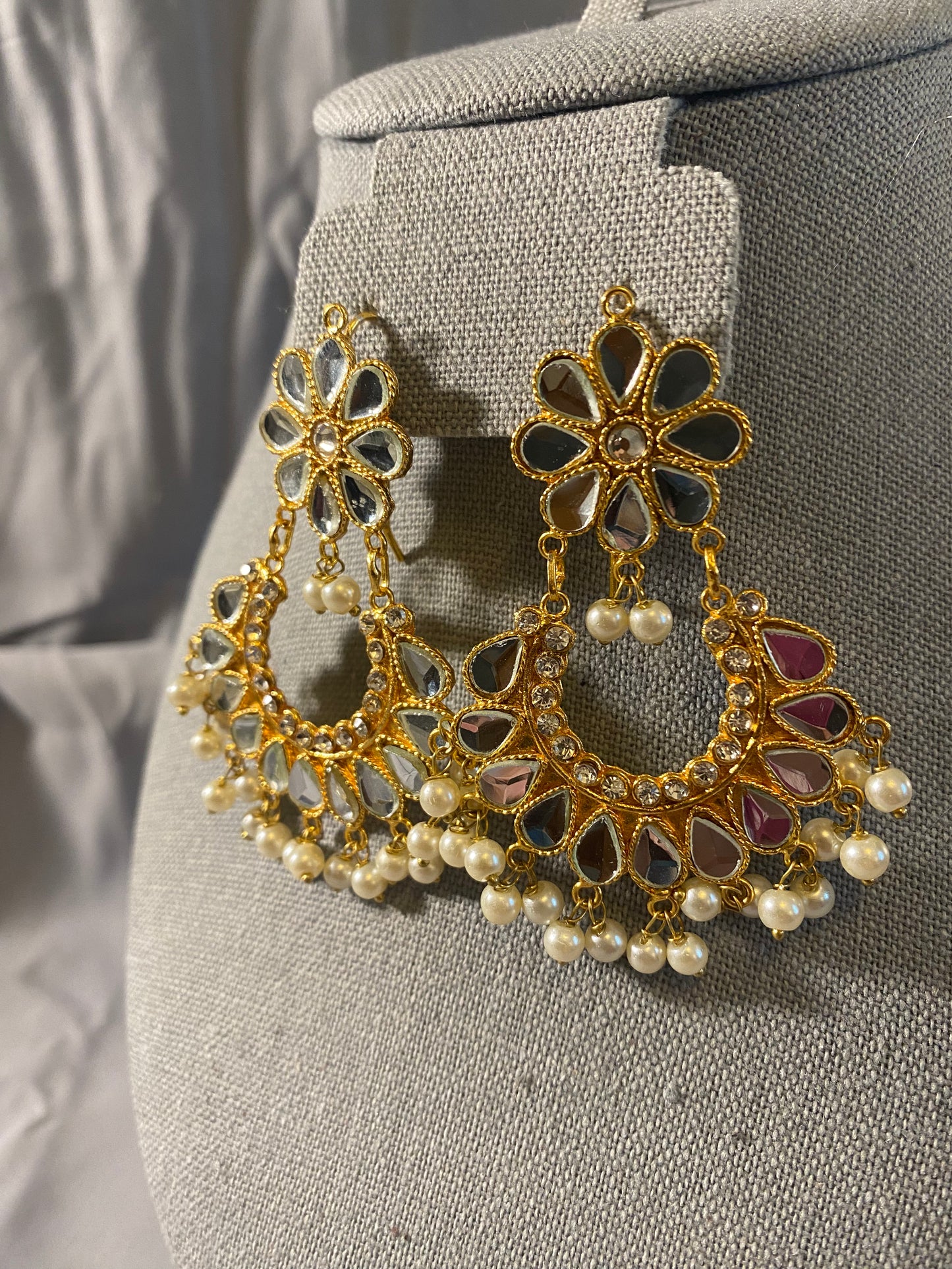 New Jewelry: Gold Plated Mirrored Choker Kundan Set