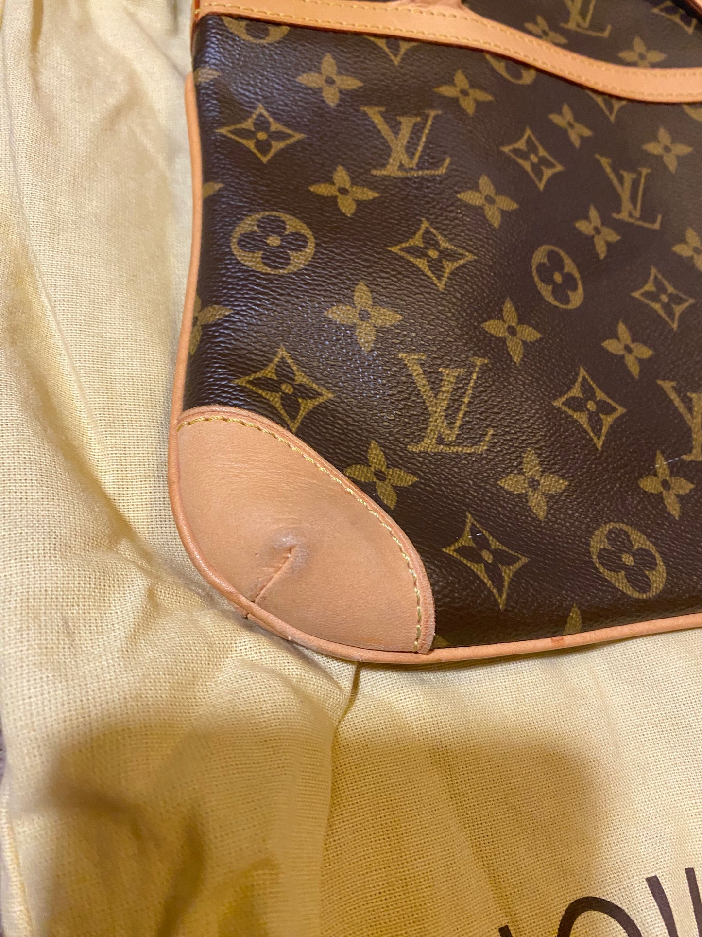 Vintage Bag: Authentic Louis Vuitton Vintage Coussin Shoulder Bag GM Brown Canvas Monogram
