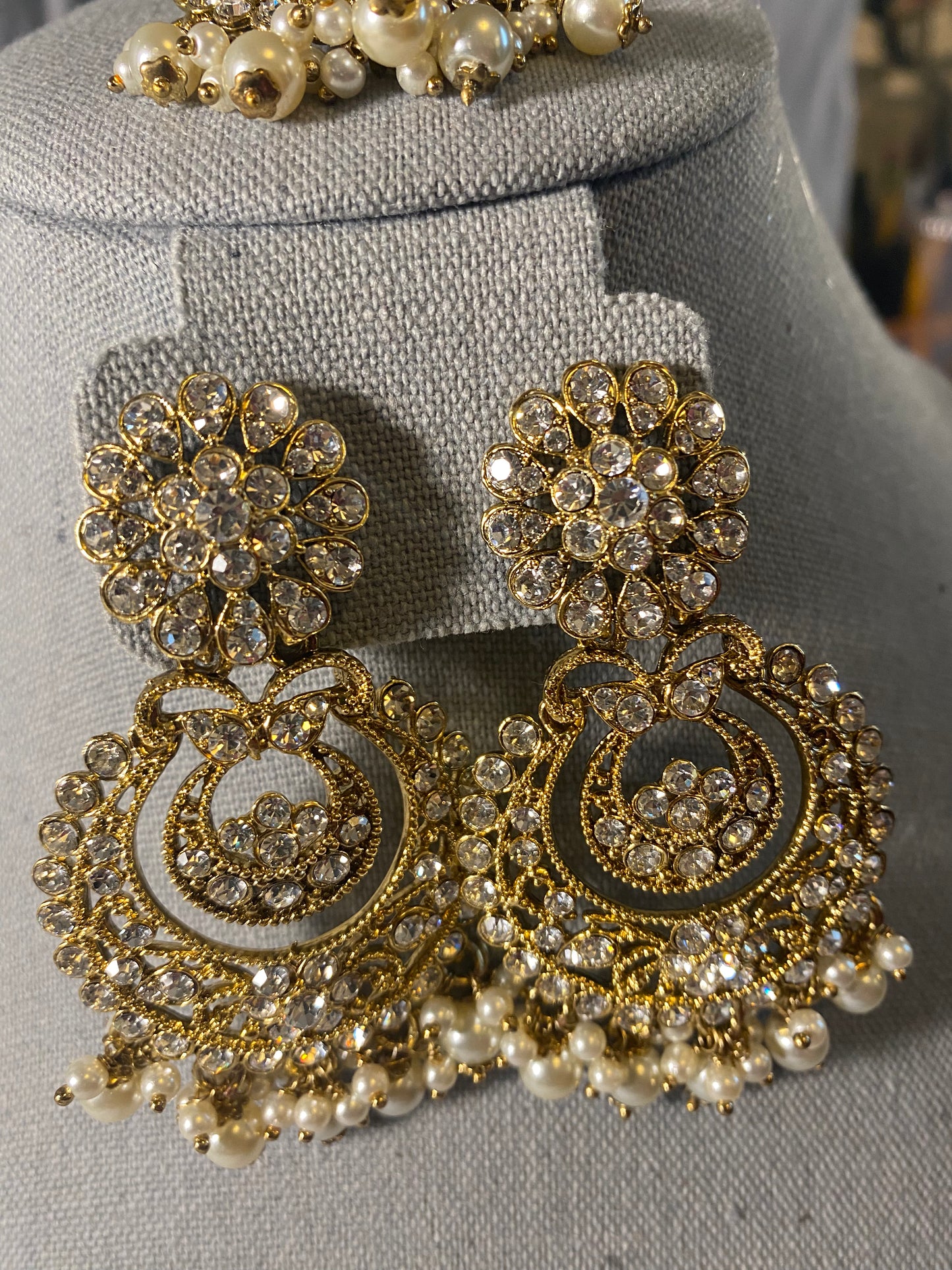 New Jewelry: 3 Piece Gold Plated Crystal Wedding Set