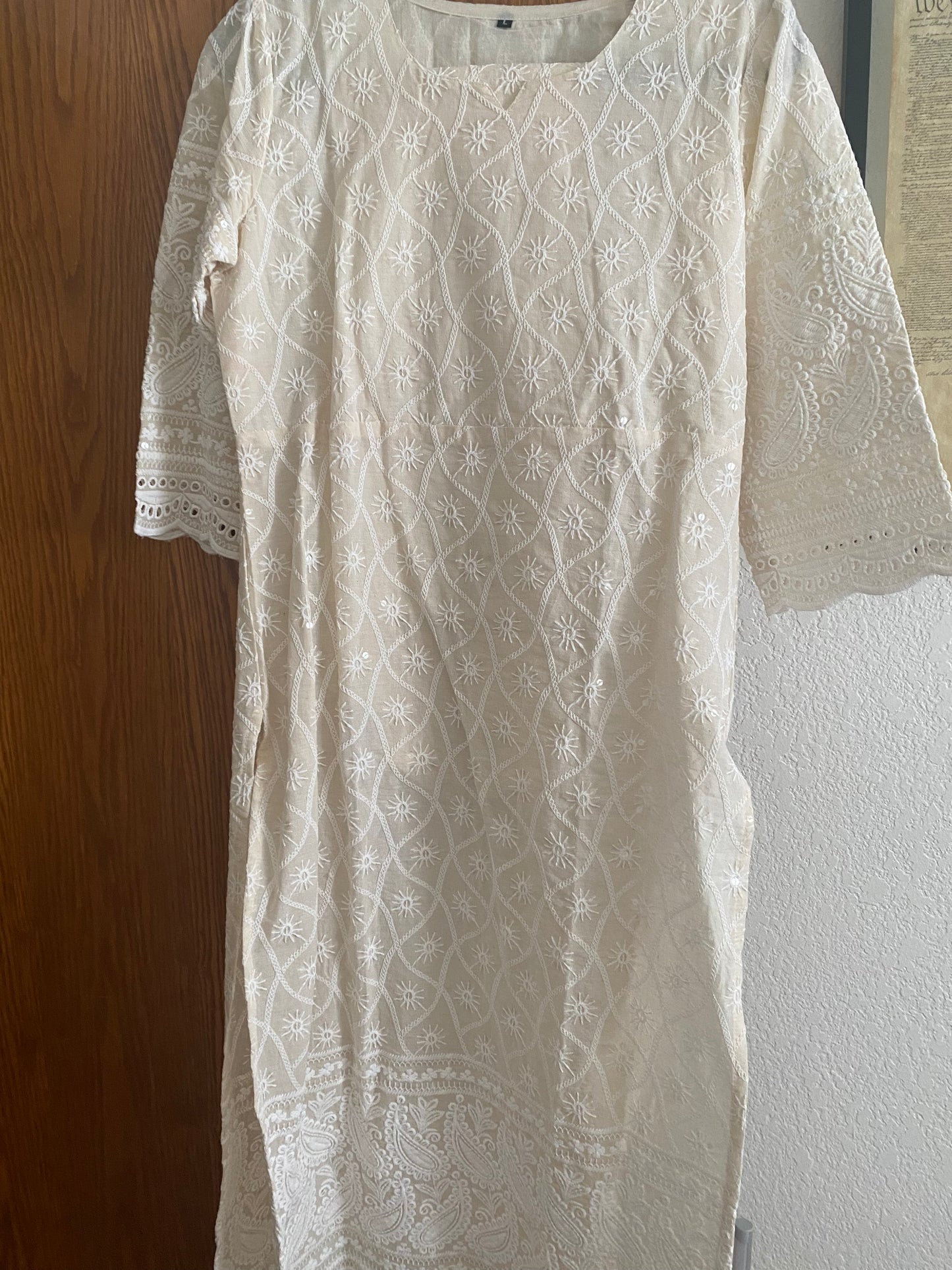 New Clothing: 3 Piece Off White Dress
