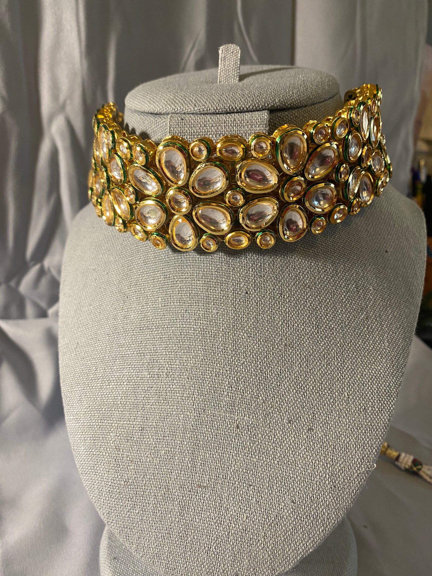 New Jewelry: Floral Kundan Choker Set