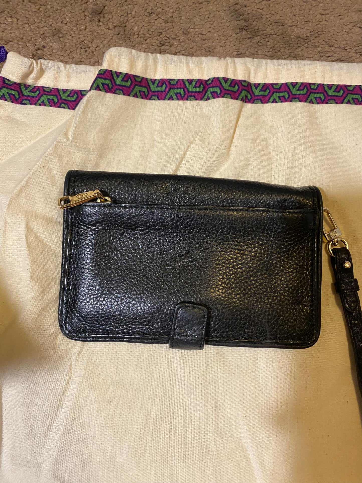 Used Accessories: Tory Burch Wallet