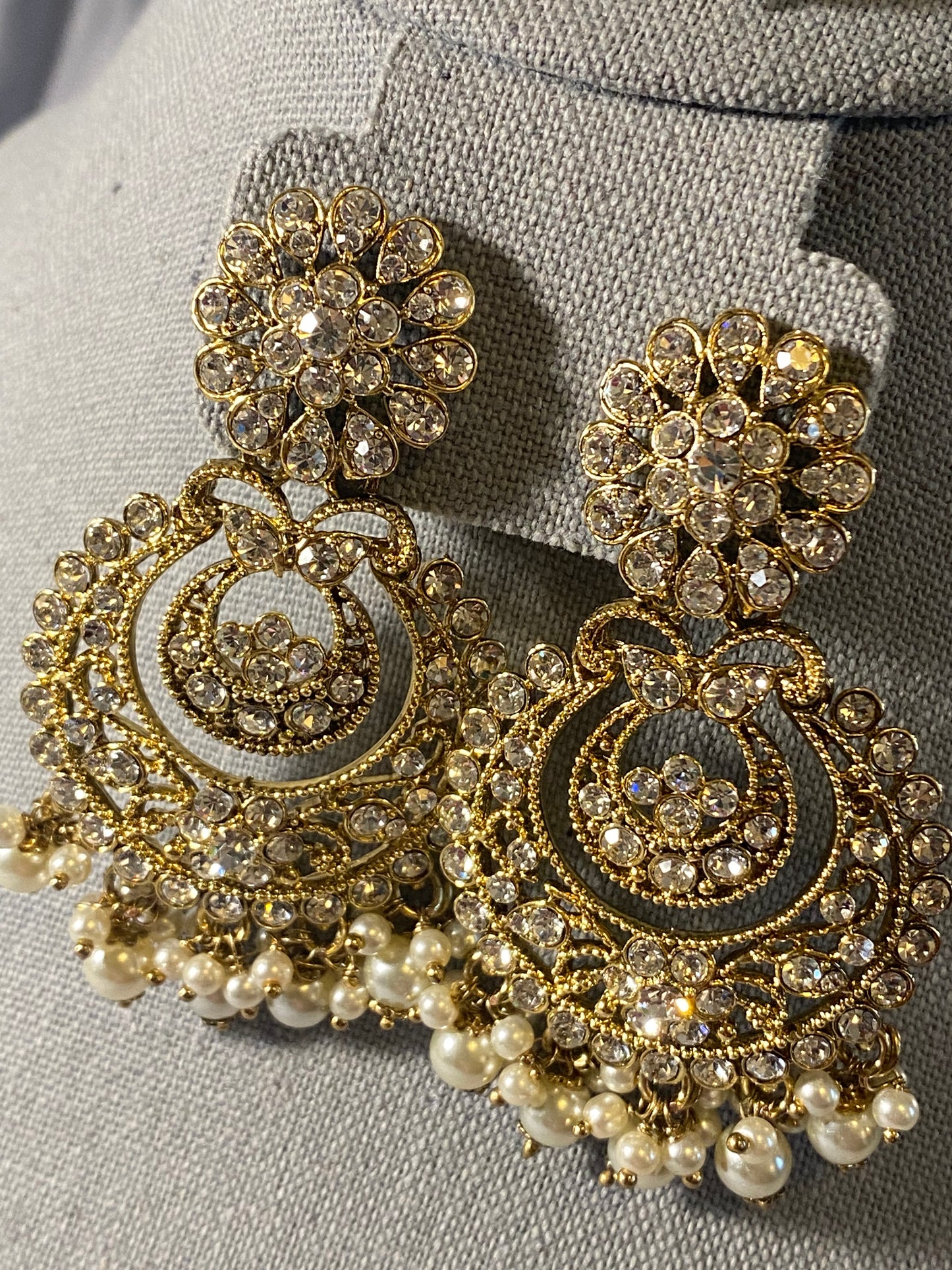 New Jewelry: 3 Piece Gold Plated Crystal Wedding Set