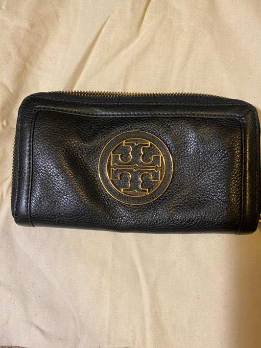 Used: Black Tory Burch Wallet