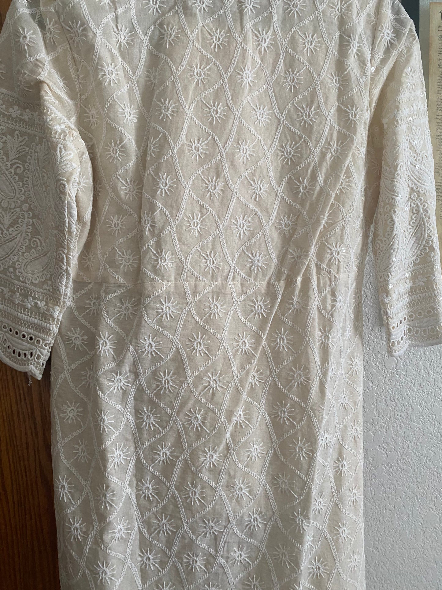 New Clothing: 3 Piece Off White Dress